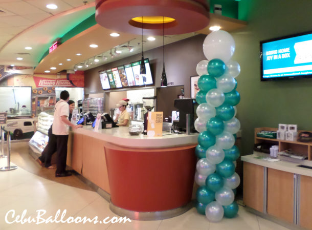 8ft Balloon Pillar at Krispy Kreme (Cebu IT Park)