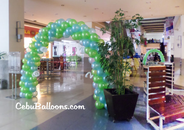 Balloon Arches at Robinsons Cybergate