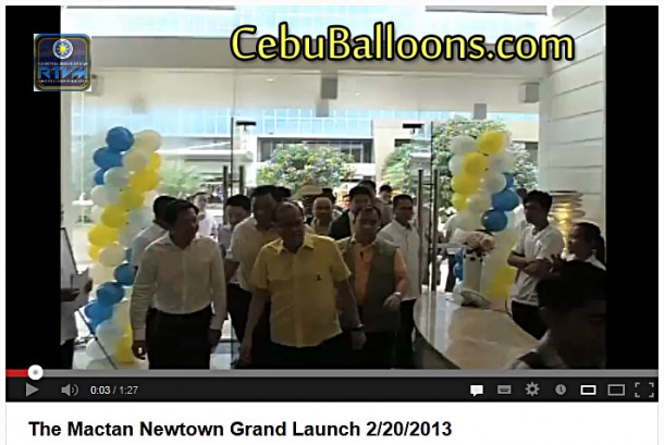 Balloon Pillars (Noynoy's Entrance)