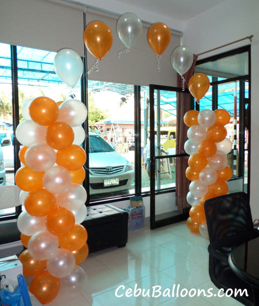 Entrance Arch using Flying Balloons at CERELI