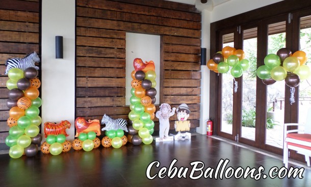 Jungle Safari Balloons with Standees at Monterrazas de Cebu