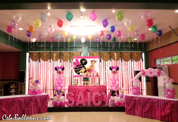 Minnie Mouse Balloon Decoration & Party Package (Saicy Trozo) at Hannah's Party Place