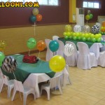 Safari Theme Centerpieces and Stick Balloons at Hannah’s Party Place