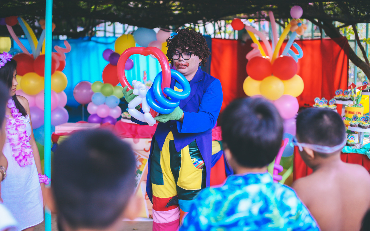 Balloon Twister | Cebu Balloons and Party Supplies